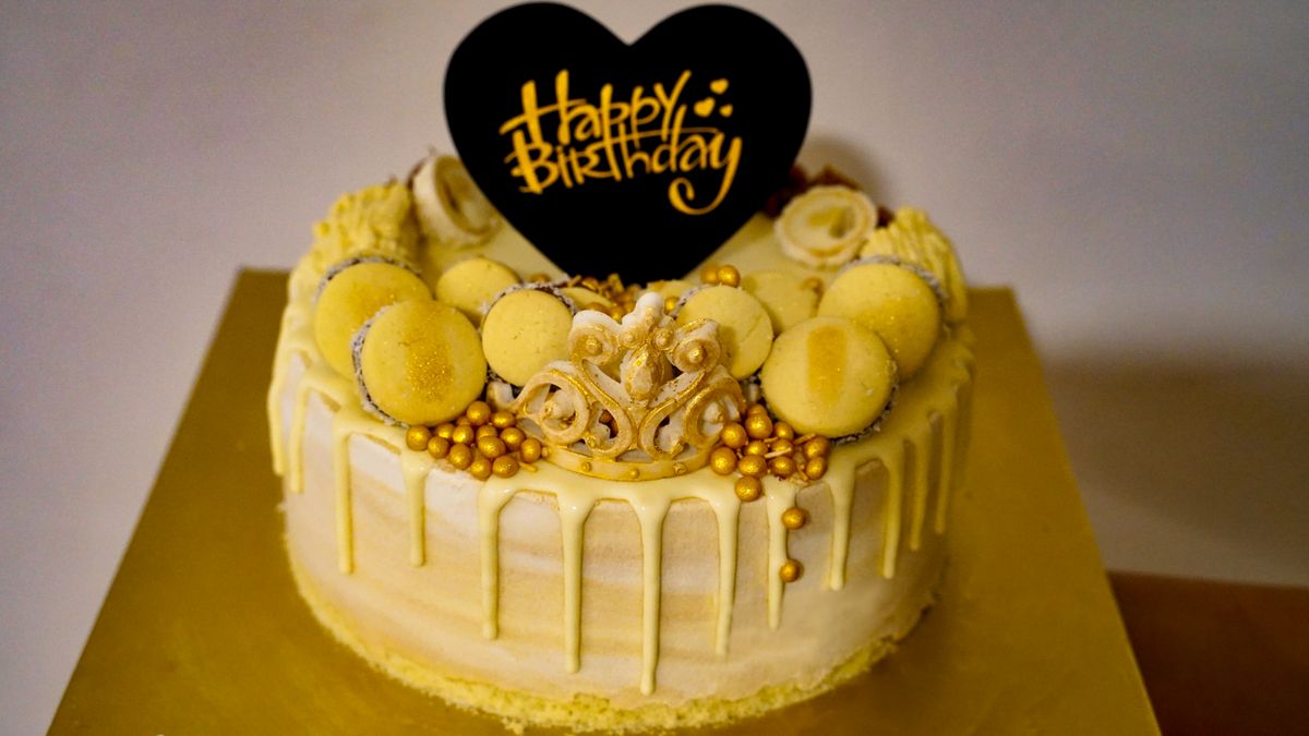 Torta de cumpleaños decorada